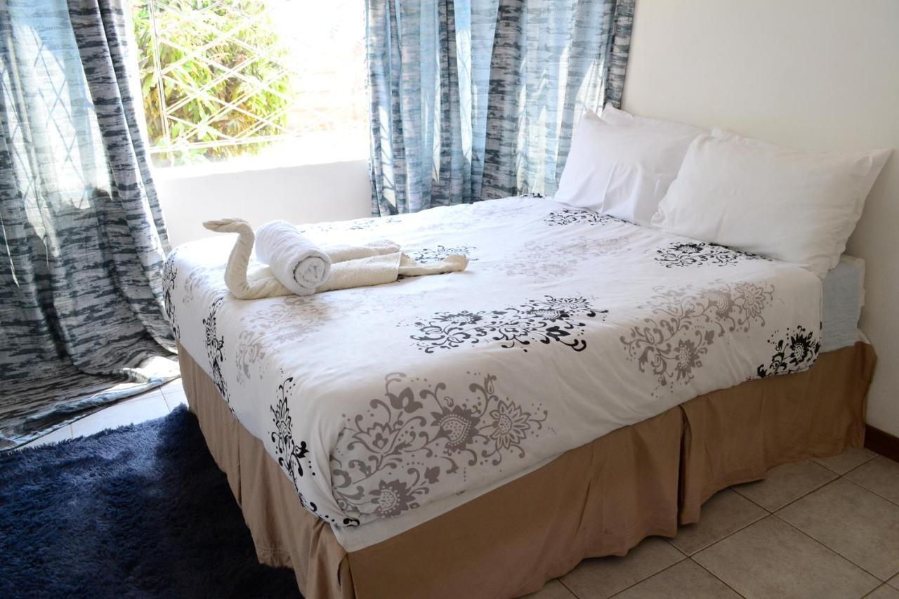 Savanna Bulawayo Luaran gambar