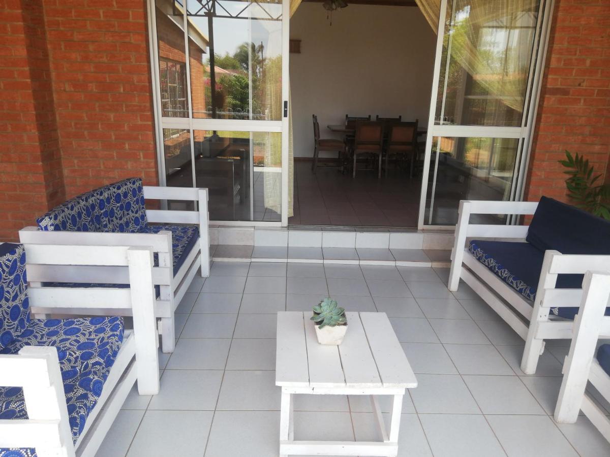 Savanna Bulawayo Luaran gambar