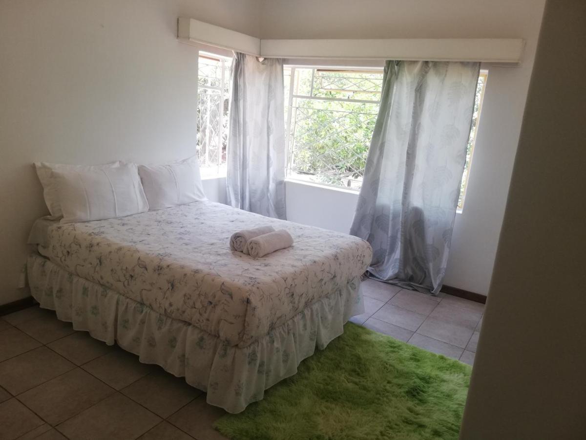 Savanna Bulawayo Luaran gambar
