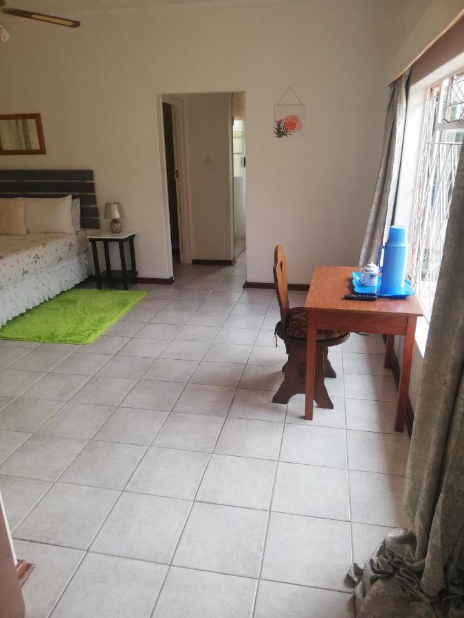 Savanna Bulawayo Luaran gambar