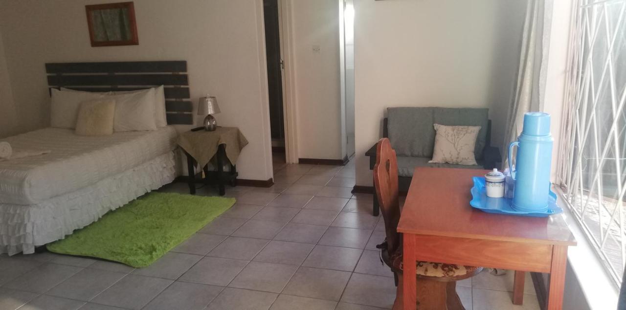 Savanna Bulawayo Luaran gambar