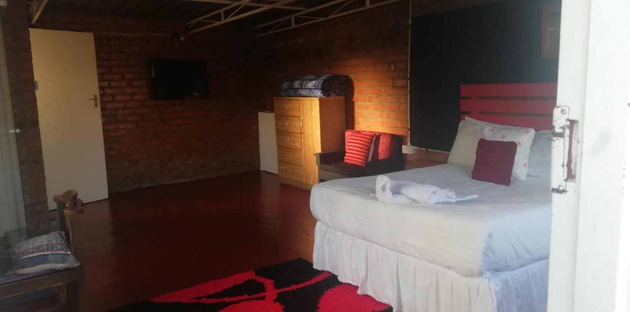 Savanna Bulawayo Luaran gambar