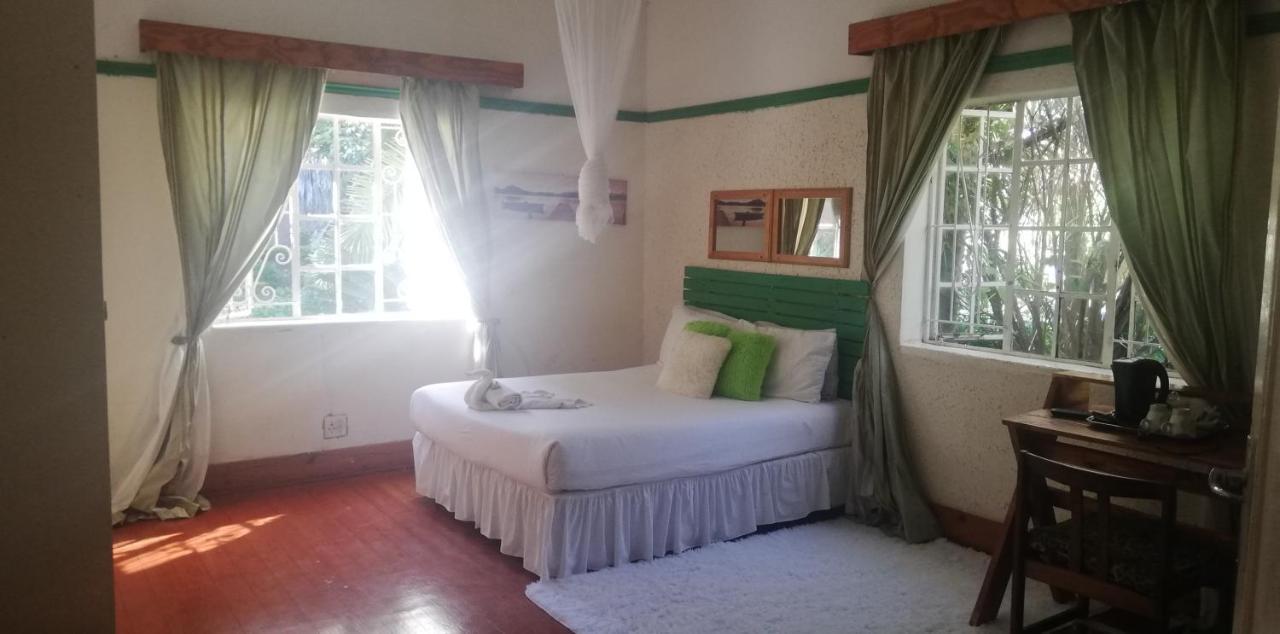 Savanna Bulawayo Luaran gambar